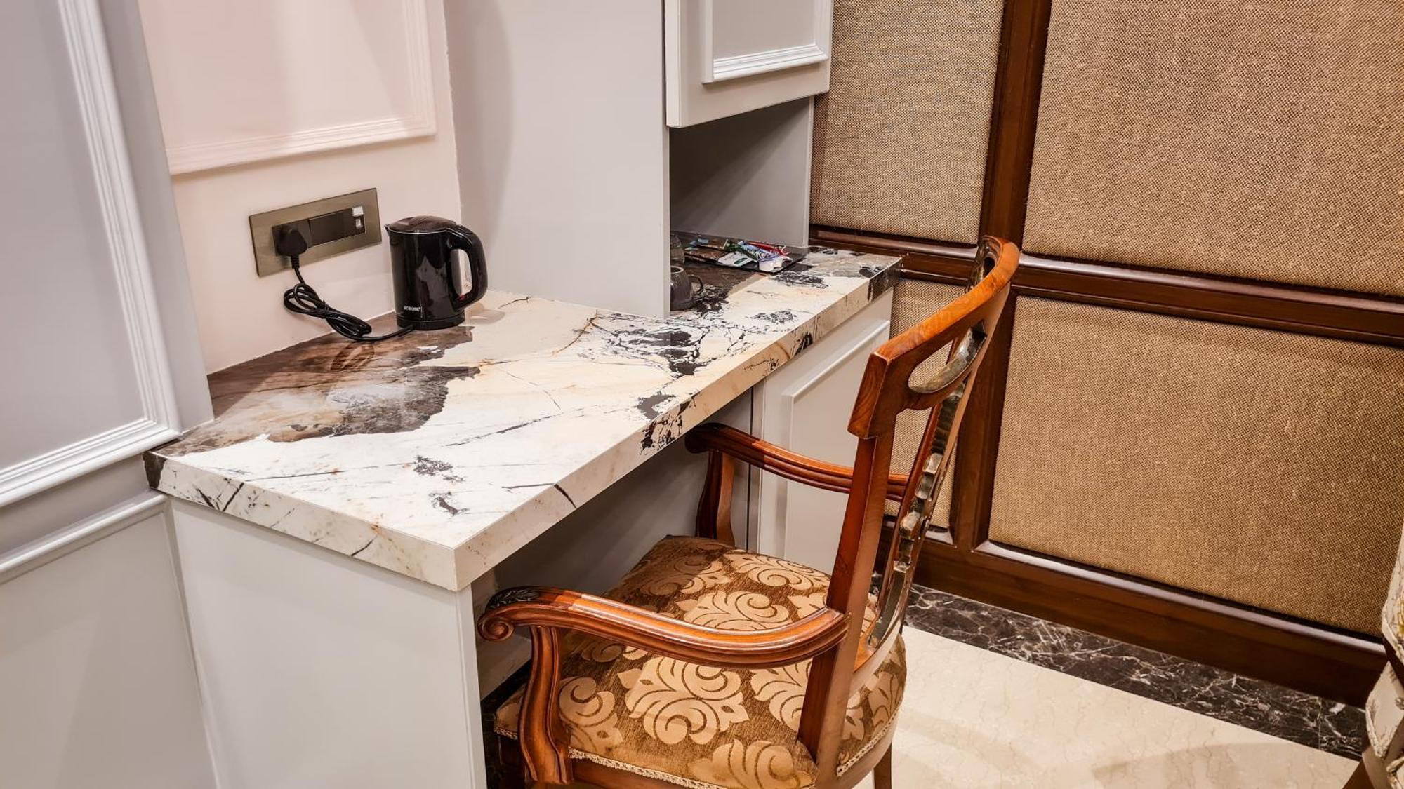 The Moira - Bed And Breakfast Kolkata Bagian luar foto